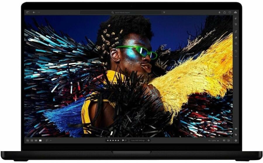 Apple MacBook Pro 14" M5 10 Core - 16GB Memory - 512GB SSD Space Black (copy)