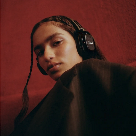 Marshall Major V Bluetooth On Ear Headphones - Black