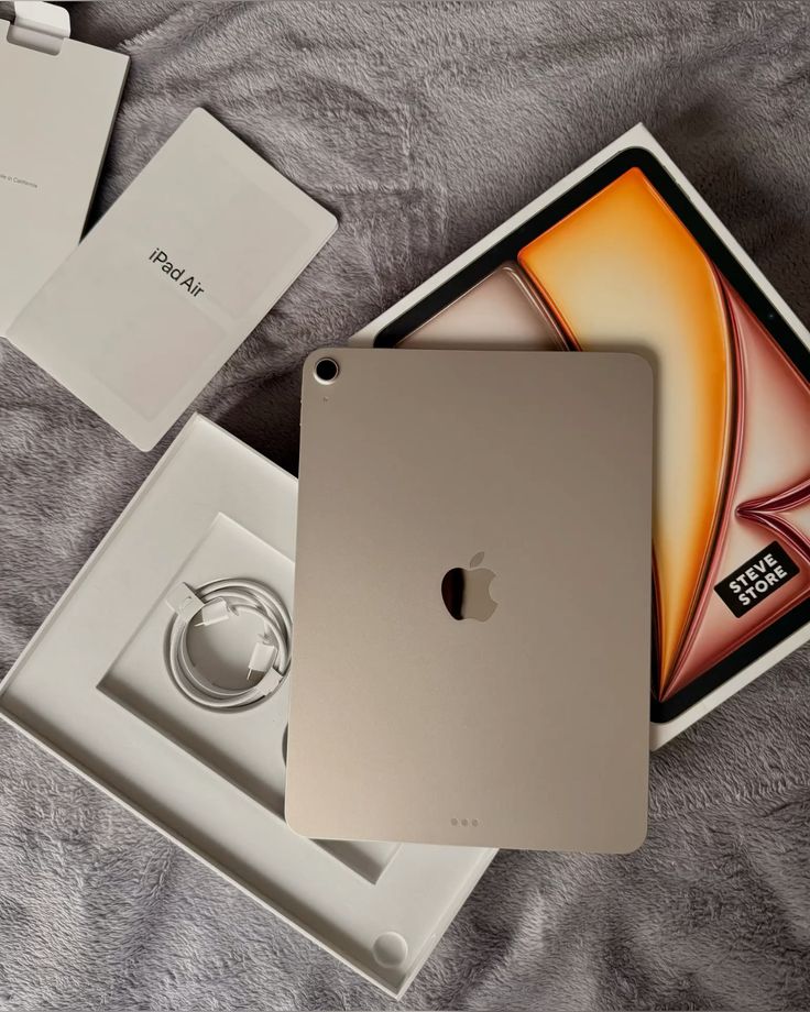 Apple iPad Air 13" 256GB, Wi-Fi, Starlight