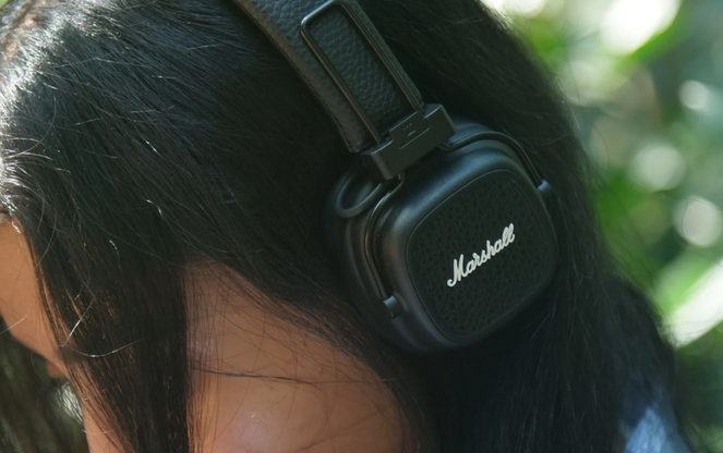 Marshall Major V Bluetooth On Ear Headphones - Black